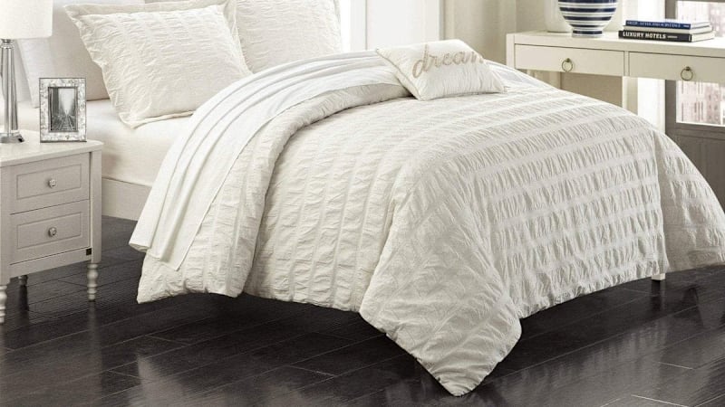 Chic Home Millbury 4-Piece King Duvet Set
