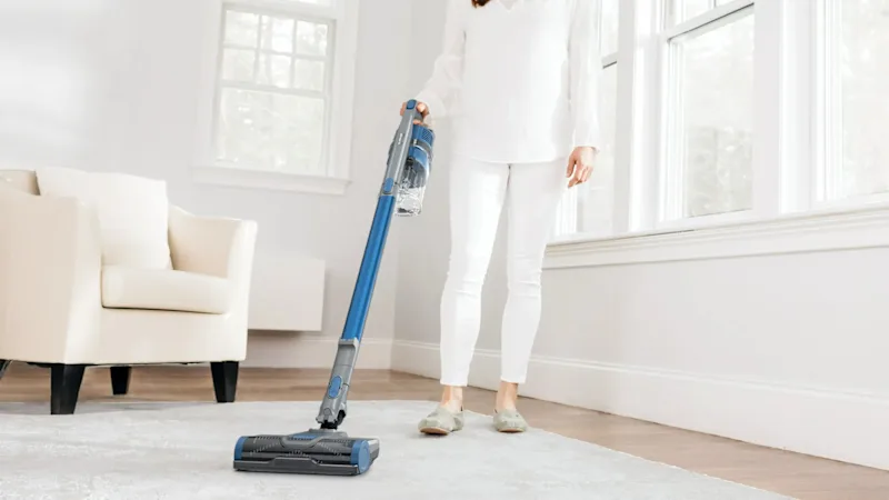 Shark Cordless Pet Stick Vacuum with Anti-Allergen Seal (Certified Renewed)