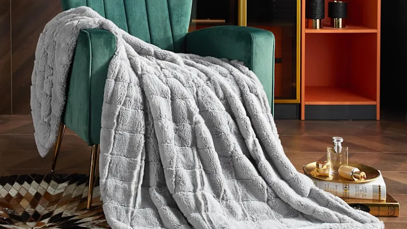 Chic Home Ultra Plush Throw Blanket with Micromink Backing