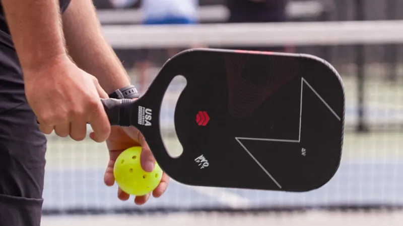 The Unibody Carbon Fiber Pickleball Paddle