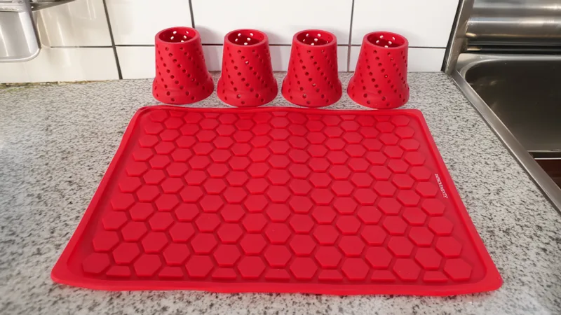 7-Piece JoyJolt Tumblers & Improvements Bottle Drying Set