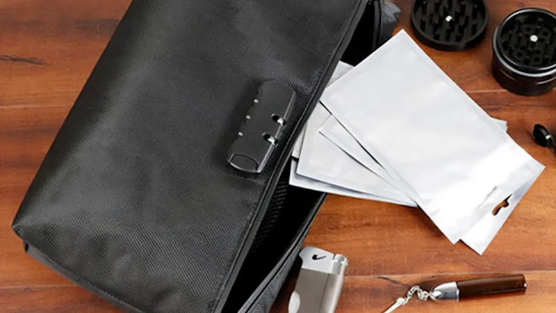 Durable Smell Proof Stash Bag with Combination Lock