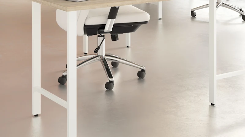 Hustle 42W x 24D Return/Bridge