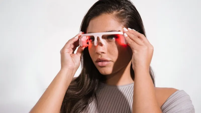 Vanity Planet Alya Red Light LED Glasses for Fine Lines and Wrinkles