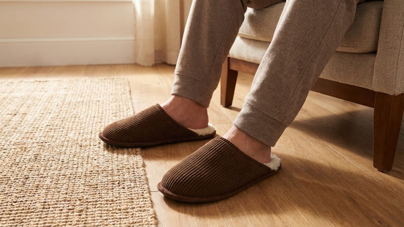Floopi Mens Corduroy Scuff Slippers