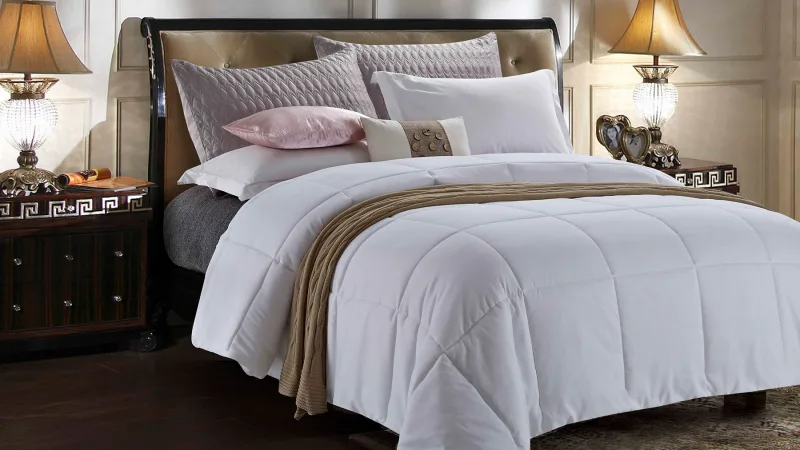 Luxury Home Super-Soft Down Alternative Comforters