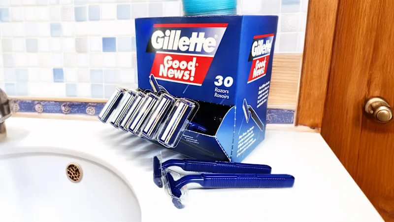 30-Pack: Gillette Good News! Disposable Razors