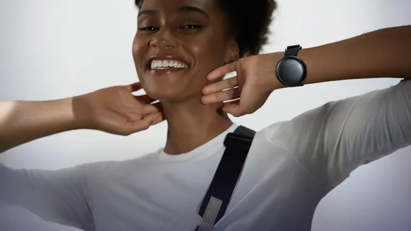The Personal Climate Control Wristband