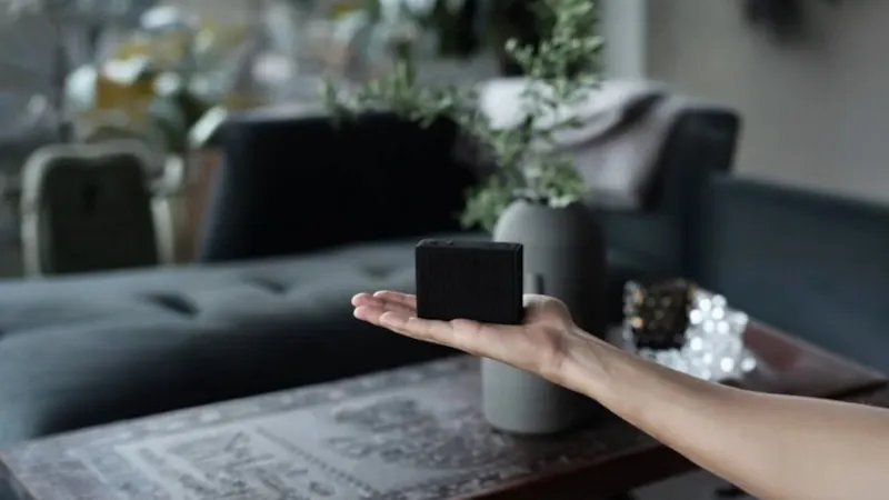 Urbanista Sydney Wireless Waterproof Speaker