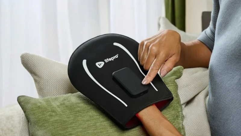 The Red Light Therapy Recovery Glove
