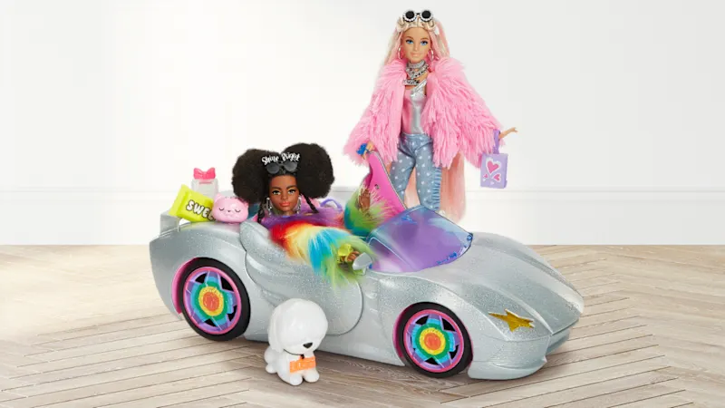 Barbie Extra Cabrio Car Set with 2 Extra Dolls and 2 Pets