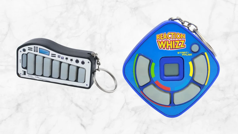 4-Pack: Odyssey Toys Whizz Pocket Game