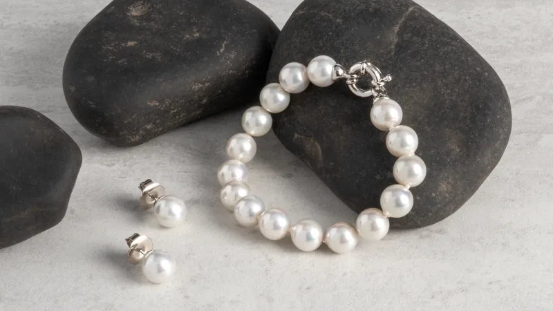 JOIA De Majorca 10mm 7.5" Pearl Bracelet & Stud Earrings
