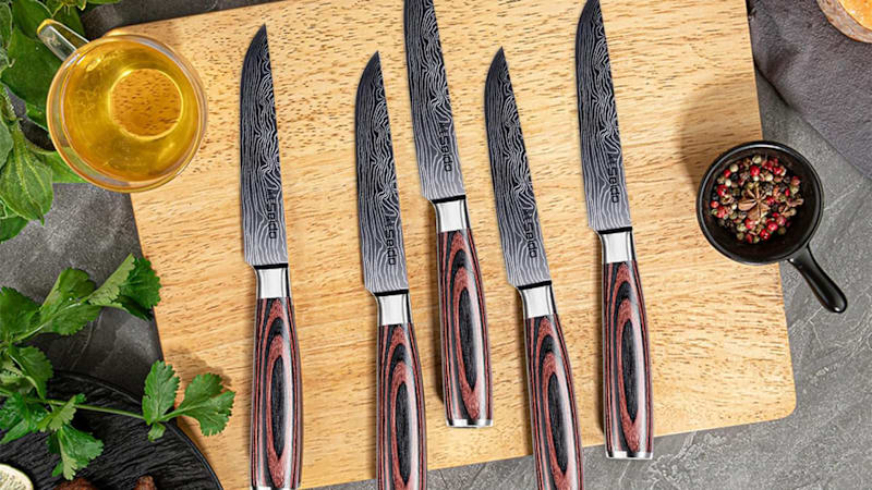 The Straight-Edge Steak Knife Set