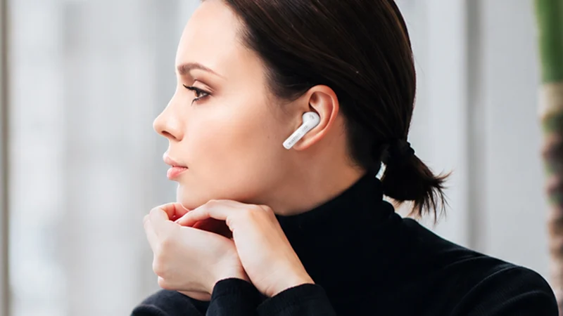 AUKEY True Wireless Earbuds, Bluetooth 5 Headphones with Immersive Sound (White)