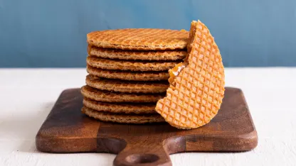 64-Pack: Daelmans Jumbo Stroopwafels (Chocolate, Honey or Maple)