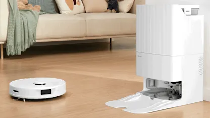Roborock QX Revo Robot Vacuum with Mop with Multifunctional Dock (Refurbished)