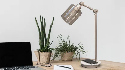 Ultrabrite Vintage Edison LED Lamp with Wireless Charging & RGB Lighting