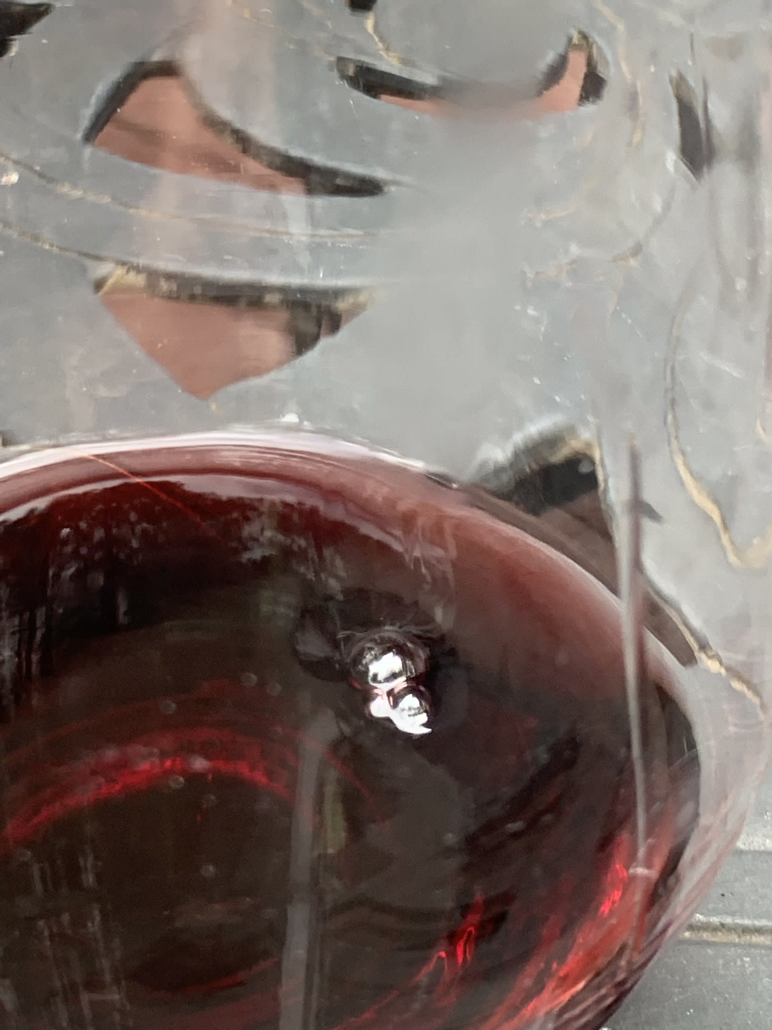 glass with legs