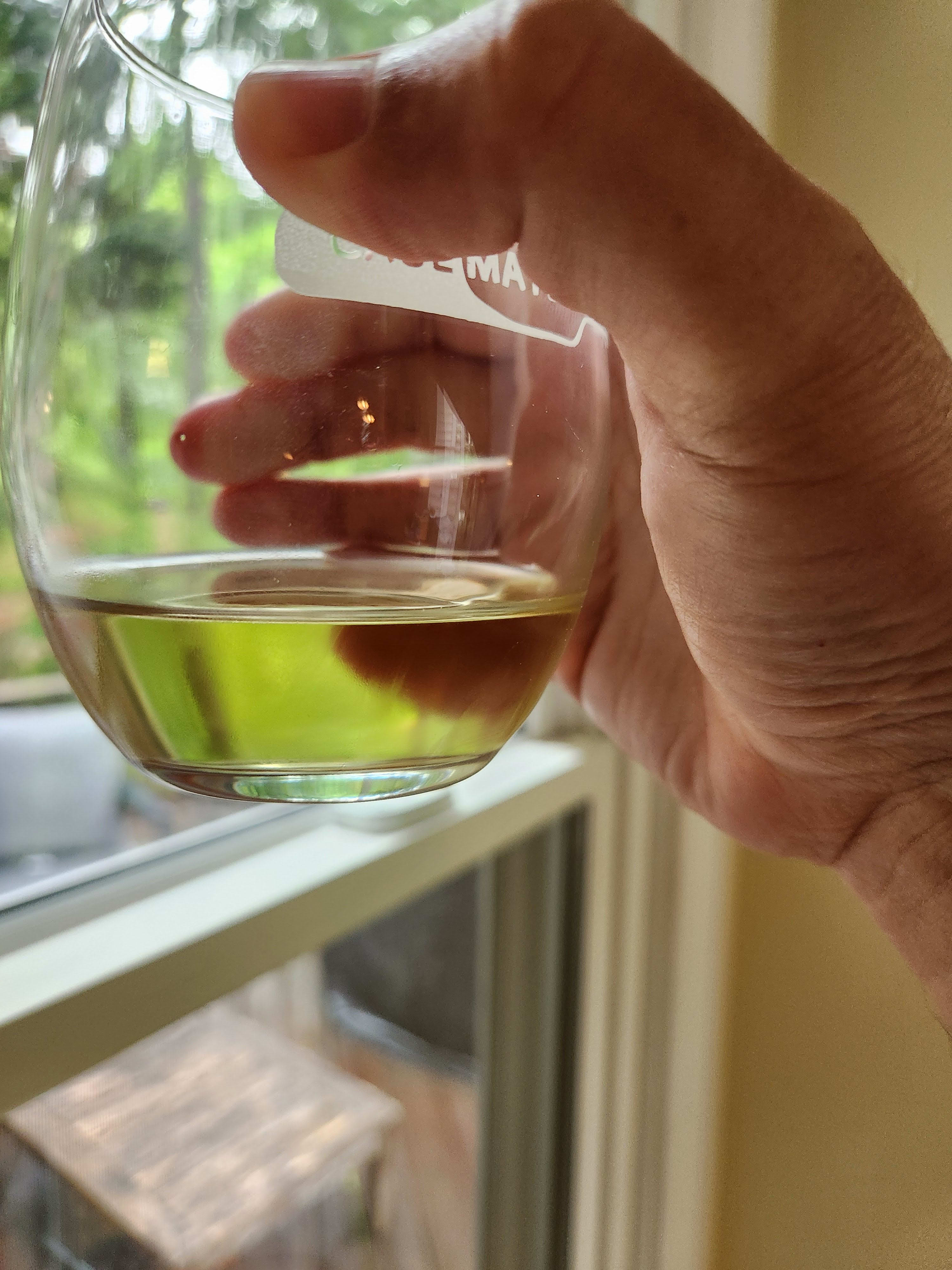 Wine color