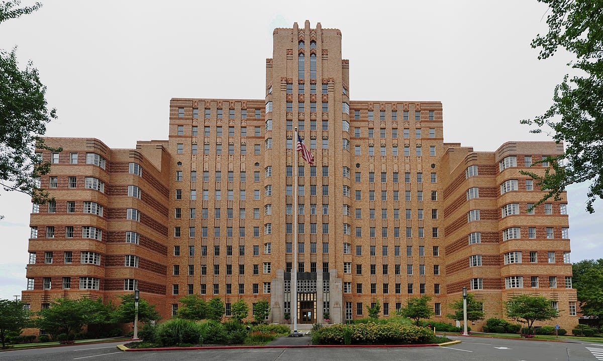 Pacific Medical Center Seattle - Amazon HQ in 2006
