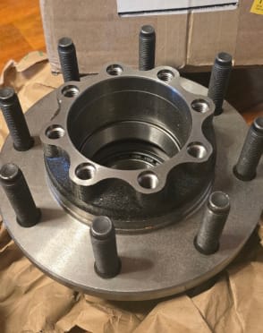 truck wheel hub sent to Roadie