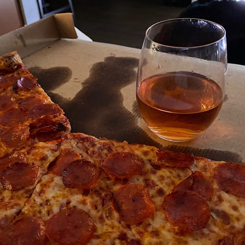 Vino and Pie