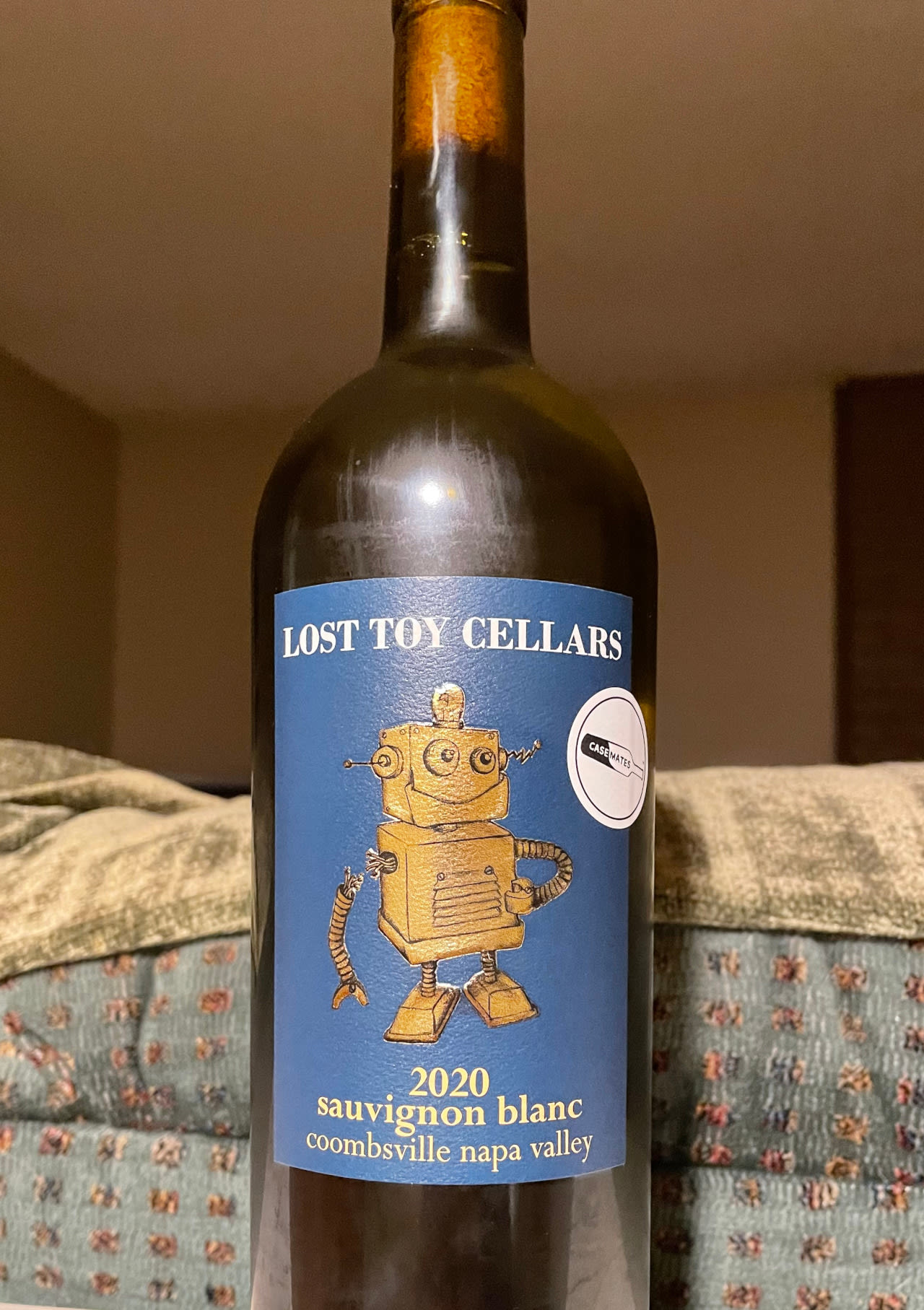 Bottle front label